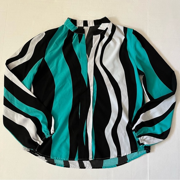 🎉6/$26🎉SHEIN Color Block Notched Neck Blouse - Picture 3 of 3